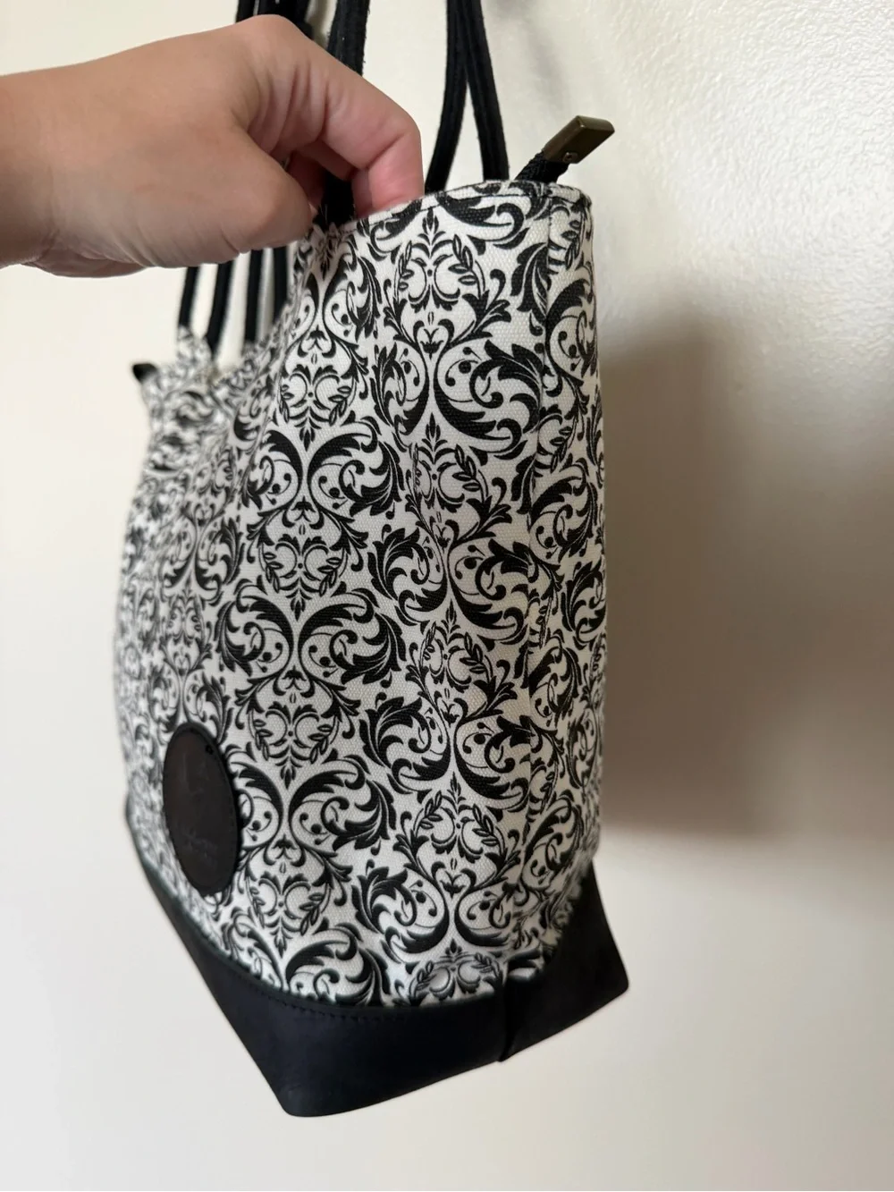 CLASSIC FARMHOUSE BAG Black & White Printed Tote Farmhouse is my Style